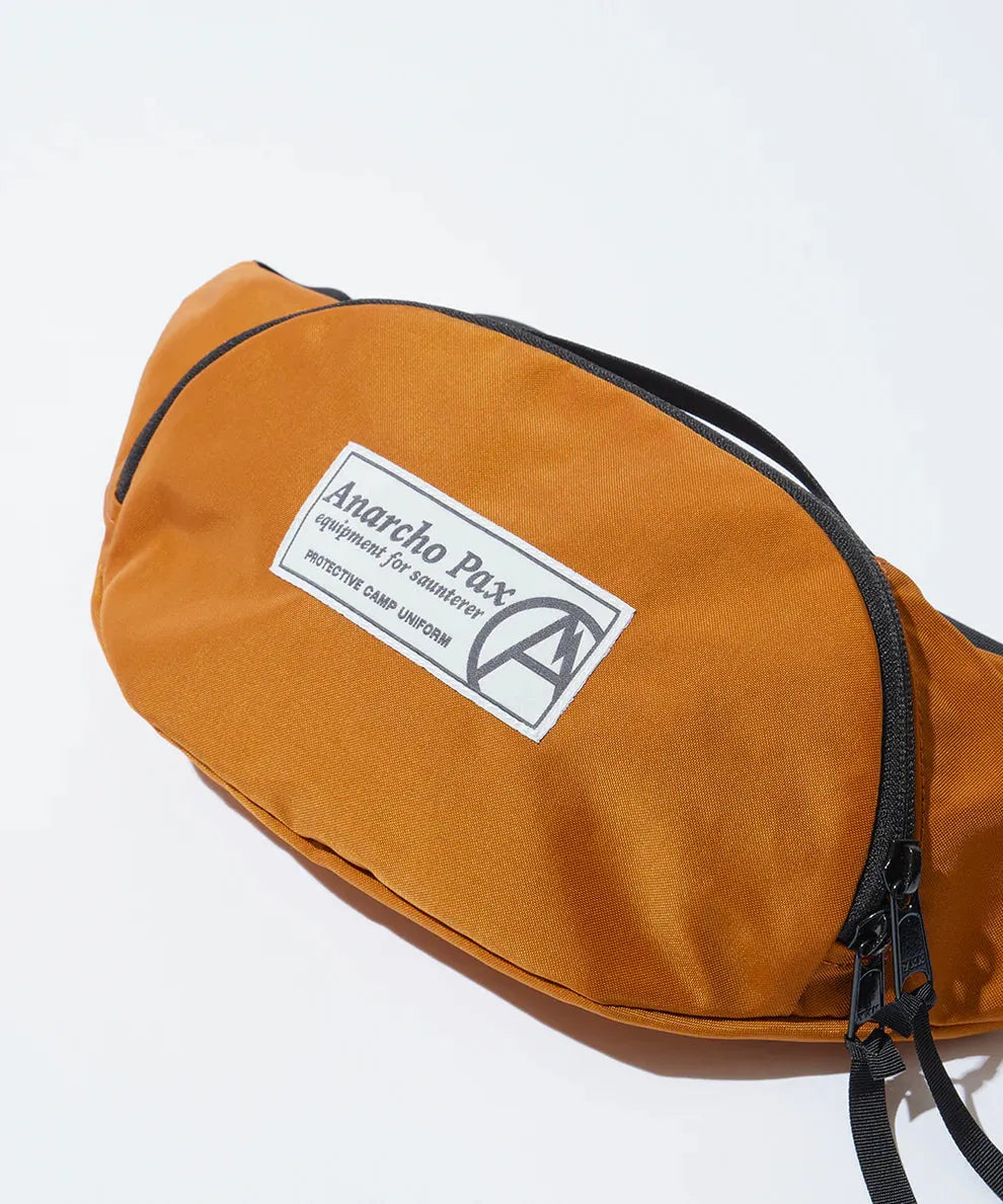 Mountain Research Pod 休閒包