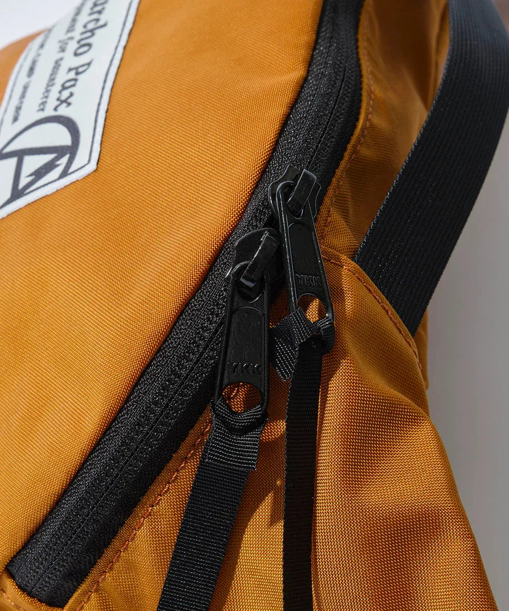 Mountain Research Pod 休閒包