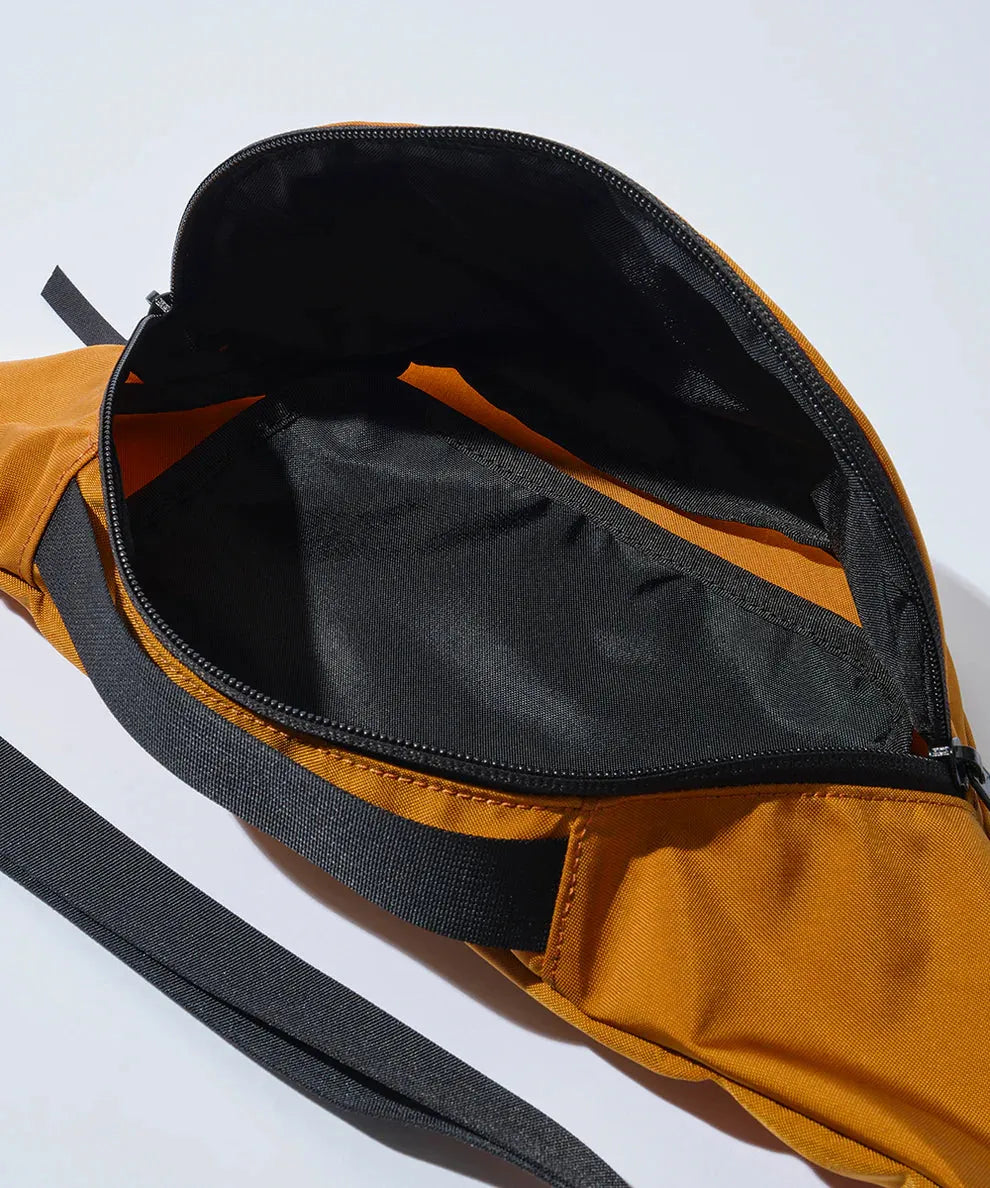 Mountain Research Pod 休閒包