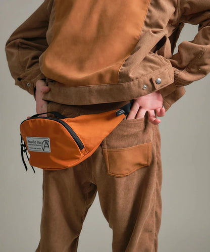 Mountain Research Pod 休閒包