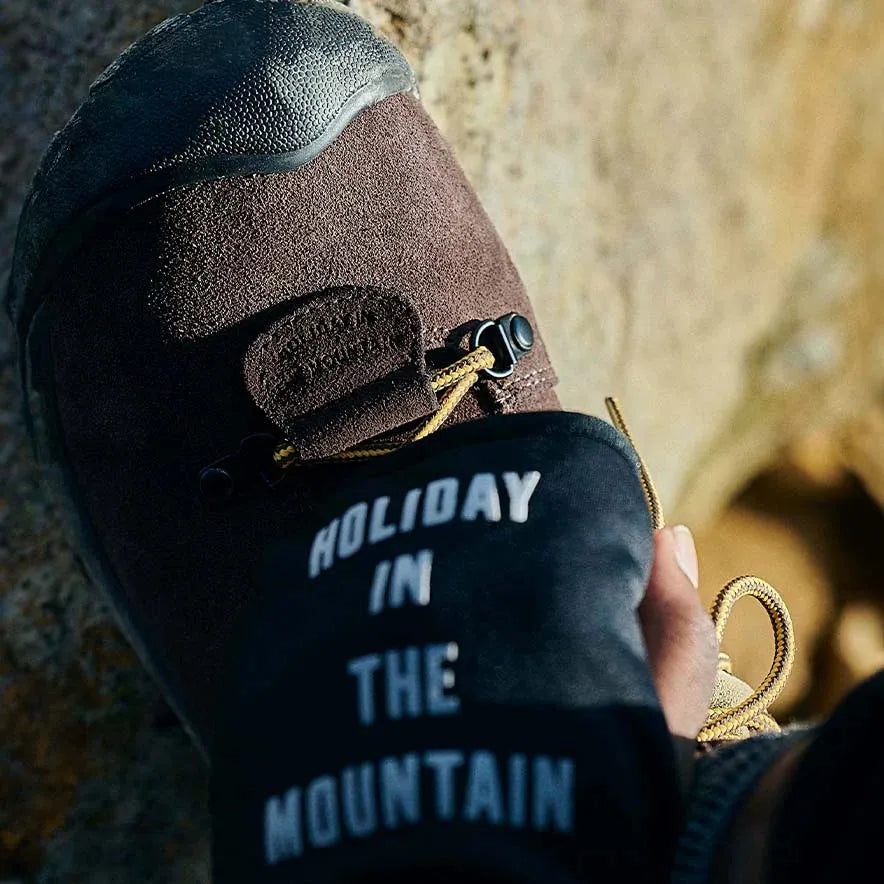 KEEN MENS PYRENEES KEEN x MOUNTAIN RESEARCH 男士戶外登山鞋