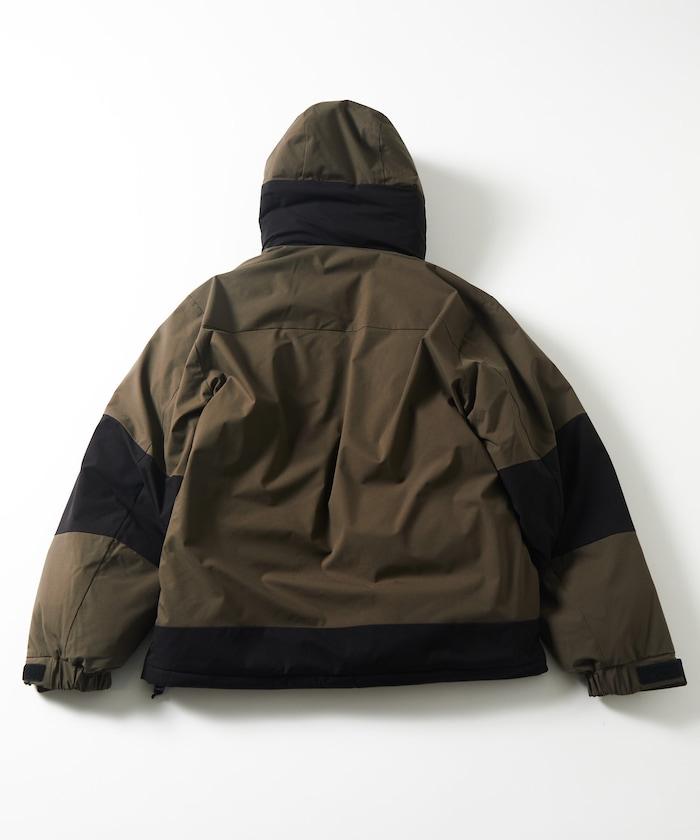 特別寬鬆版型拼接短款羽絨服