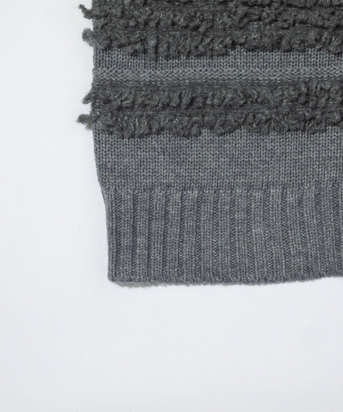 F/CE. DUAL TEXTURE SHIFTED LINES 針織衫