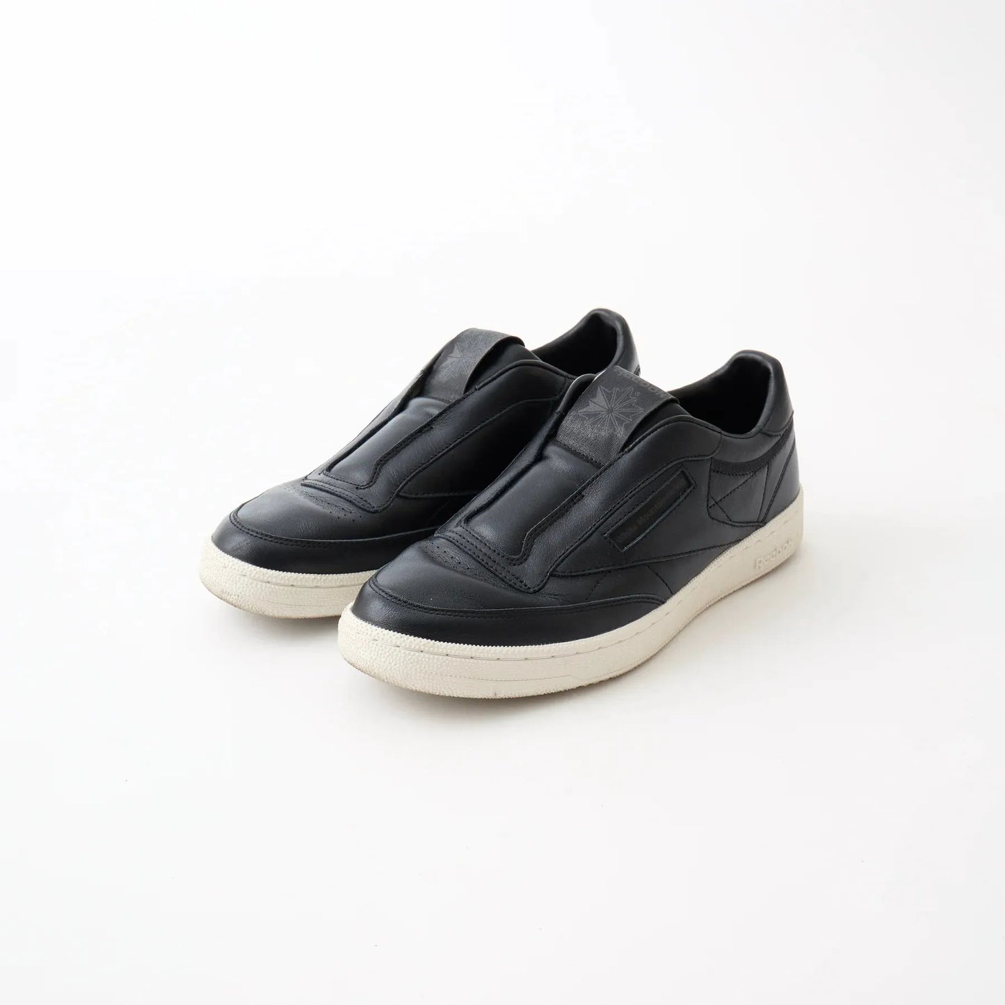 White Mountaineering / WM×Reebok CLUB C VINTAGE SLIP ON 休閒板鞋