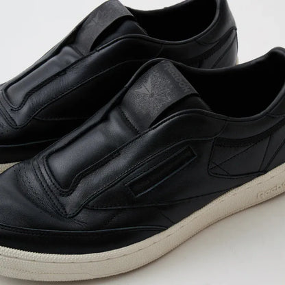 White Mountaineering / WM×Reebok CLUB C VINTAGE SLIP ON 休閒板鞋