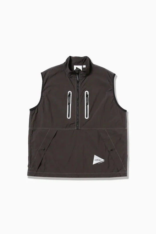 and wander / GRAMICCI × and wander 拉絨尼龍馬甲