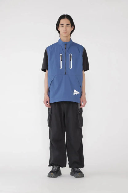 and wander / GRAMICCI × and wander 拉絨尼龍馬甲