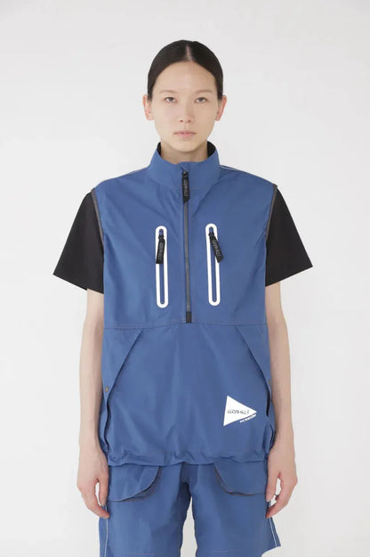 and wander / GRAMICCI × and wander 拉絨尼龍馬甲
