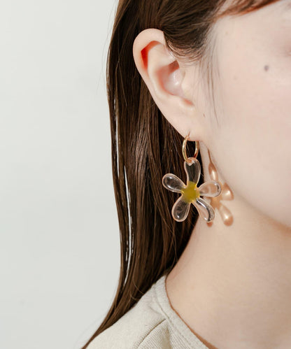 透明花朵金屬圓環耳環