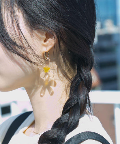 透明花朵金屬圓環耳環