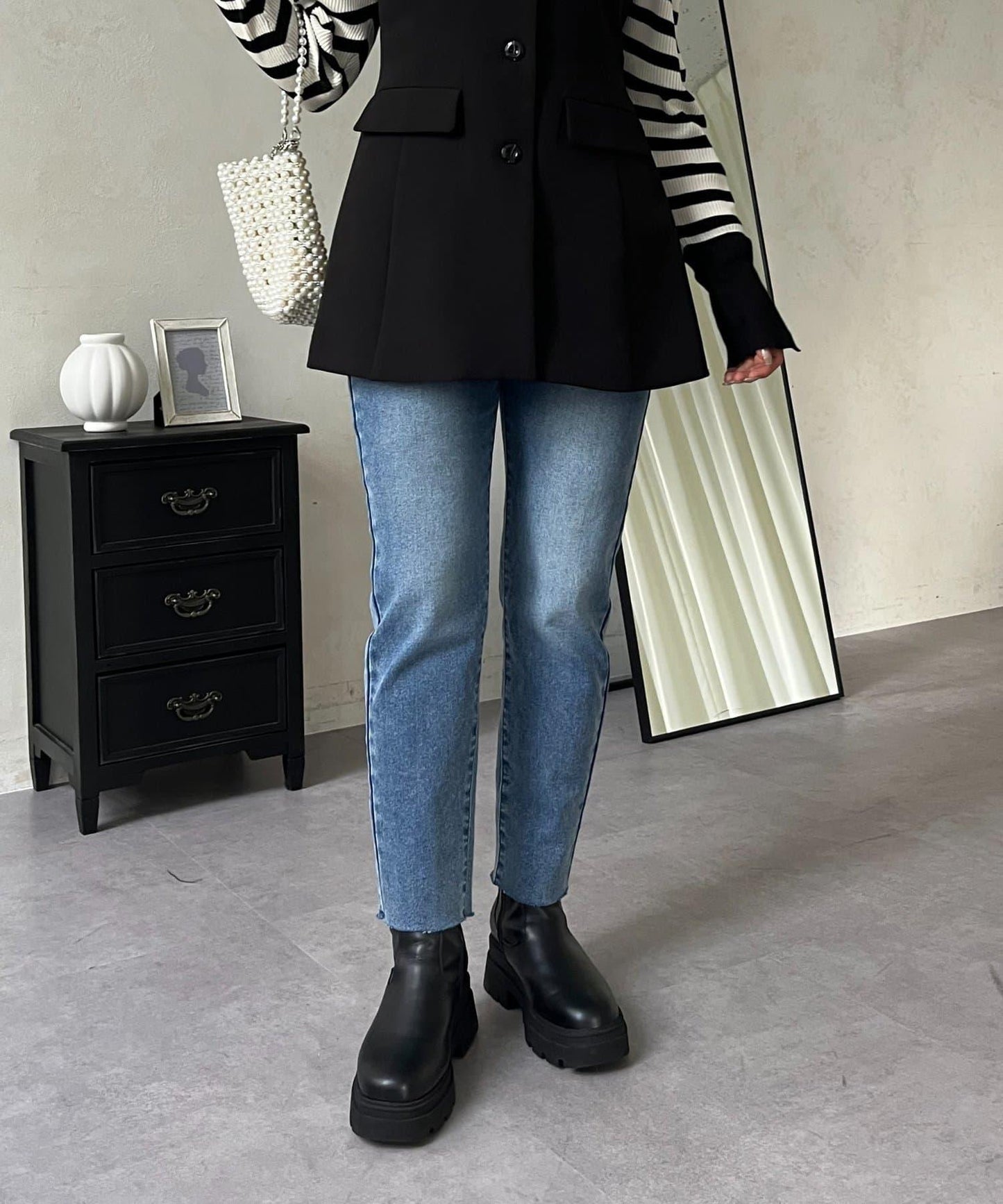 【MOMO】內層微絨彈力錐形牛仔褲