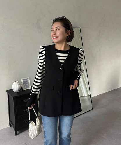 【MOMO】荷葉邊V領無袖外套