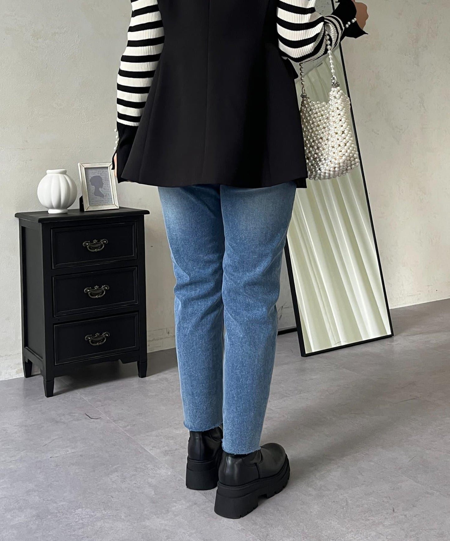 【MOMO】內層微絨彈力錐形牛仔褲