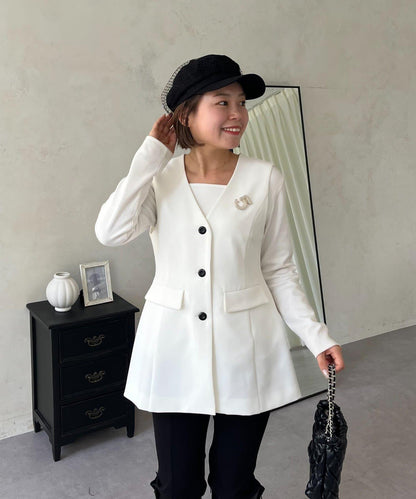 【MOMO】荷葉邊V領無袖外套