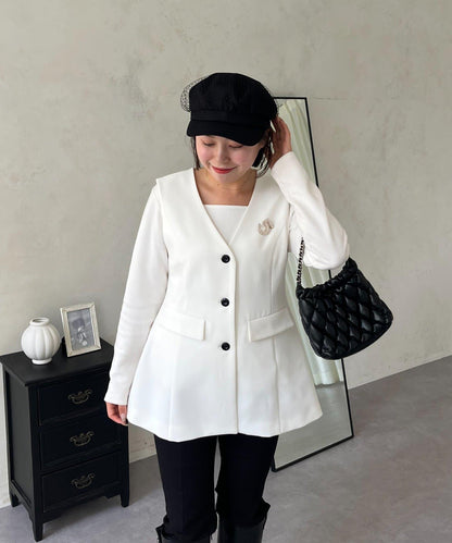 【MOMO】荷葉邊V領無袖外套