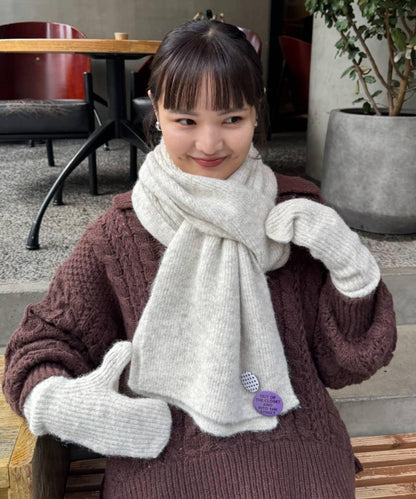 附徽章圍巾×手套三件套