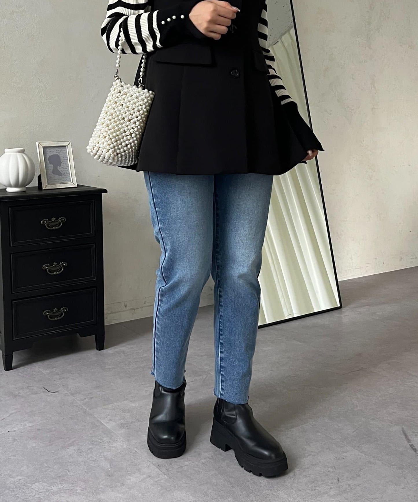 【MOMO】內層微絨彈力錐形牛仔褲