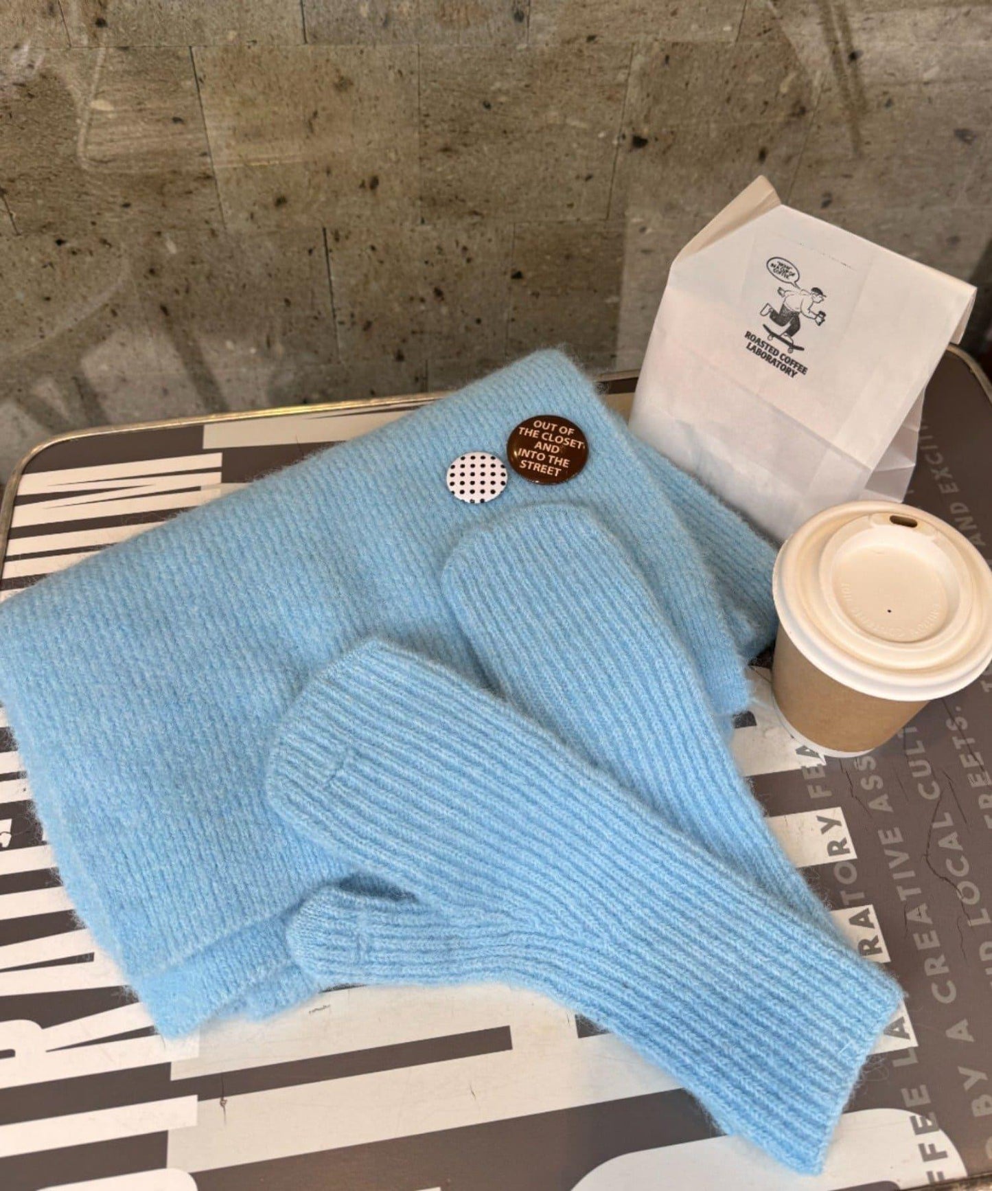 附徽章圍巾×手套三件套