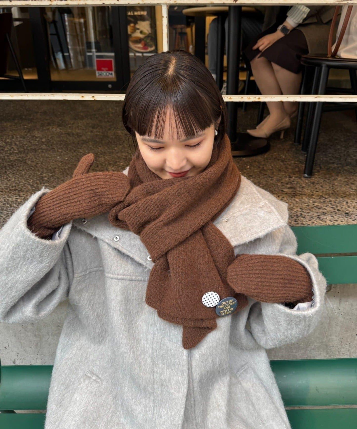 附徽章圍巾×手套三件套