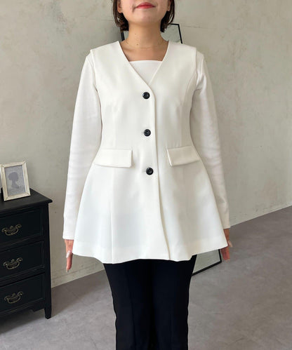 【MOMO】荷葉邊V領無袖外套