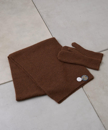 附徽章圍巾×手套三件套