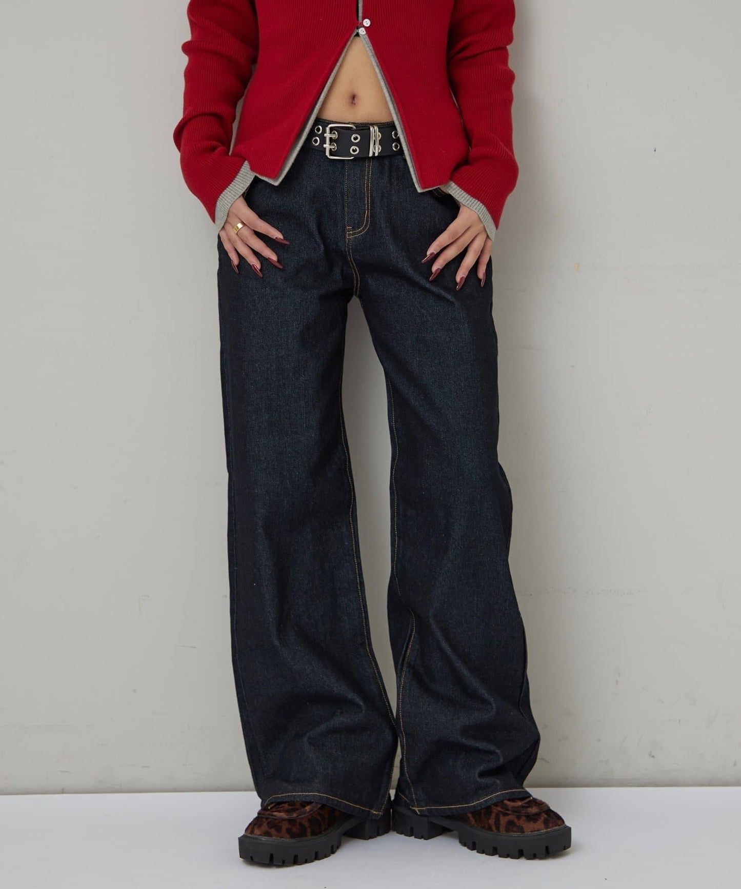 中長款喇叭牛仔褲