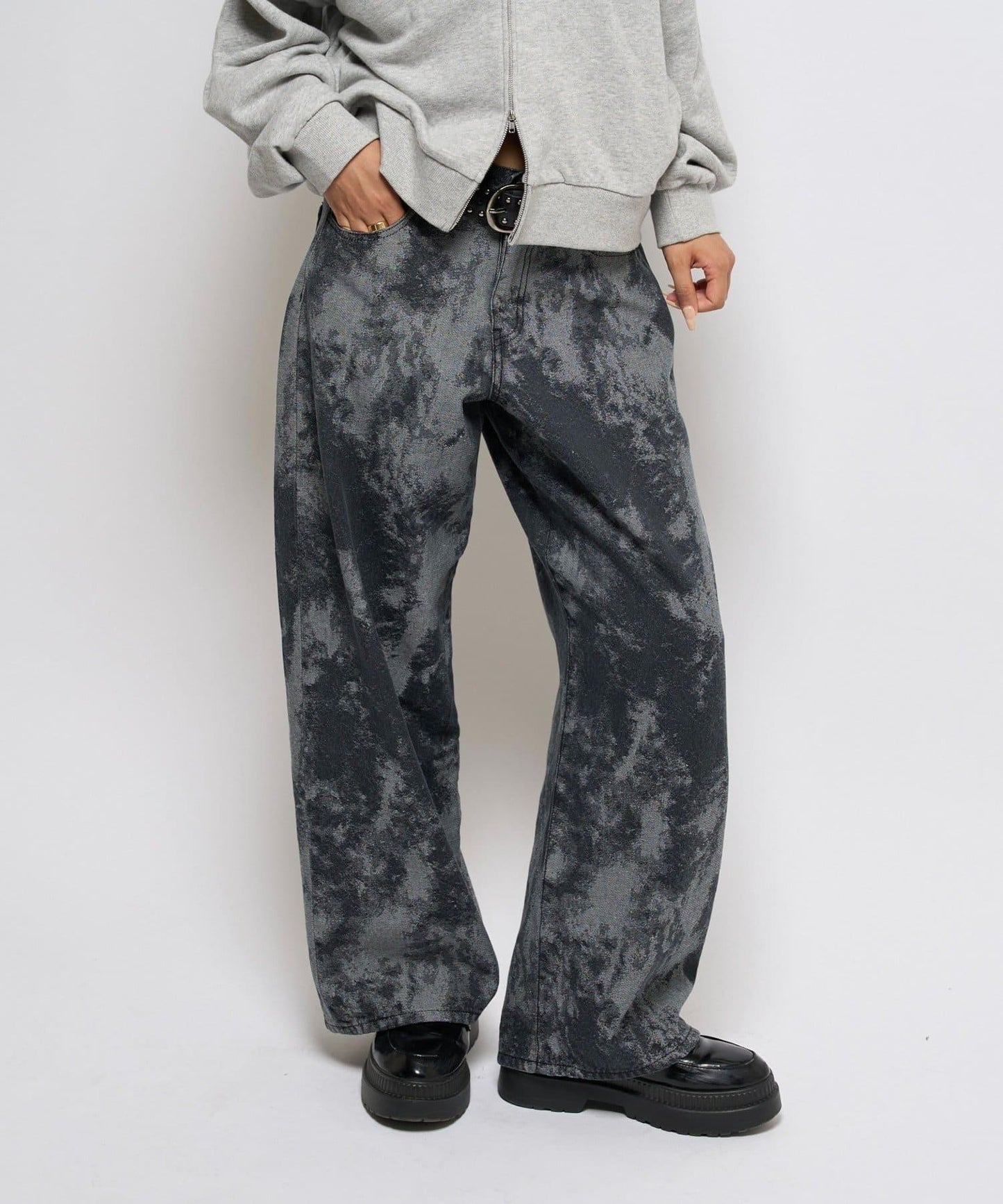 【WHO'S WHO gallery】多款圖案低腰牛仔褲