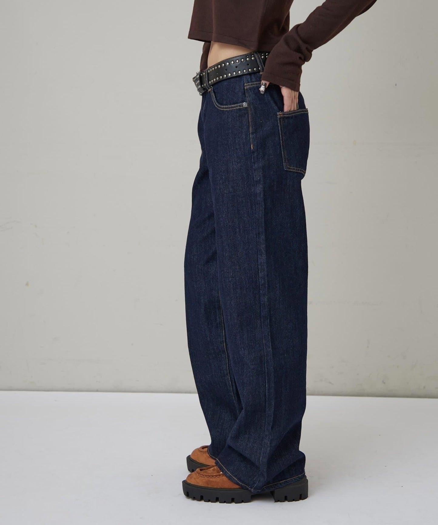 中長款喇叭牛仔褲