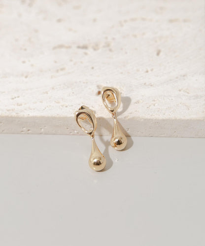 微光金屬圓環垂墜耳環