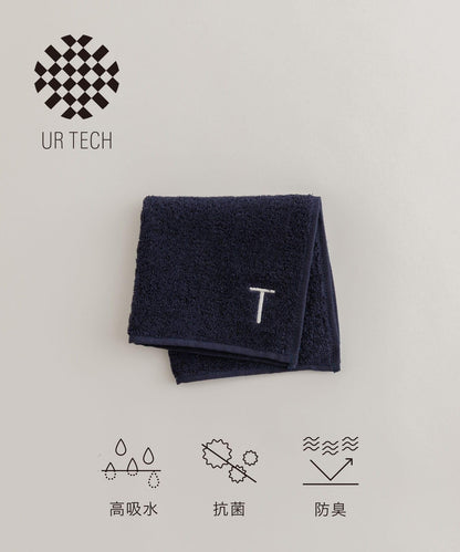 『UR TECH』字母刺繡手帕毛巾