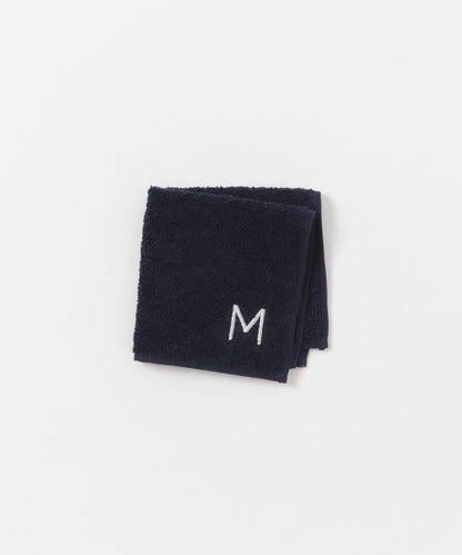 『UR TECH』字母刺繡手帕毛巾