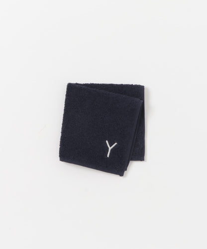 『UR TECH』字母刺繡手帕毛巾