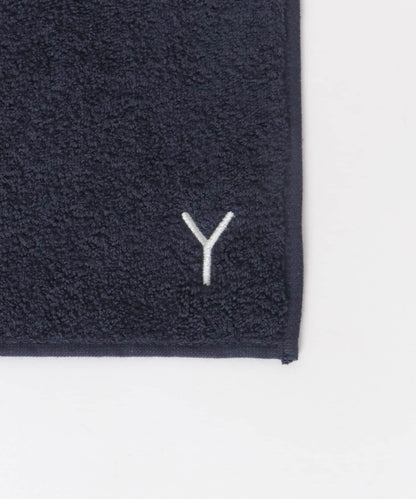 『UR TECH』字母刺繡手帕毛巾