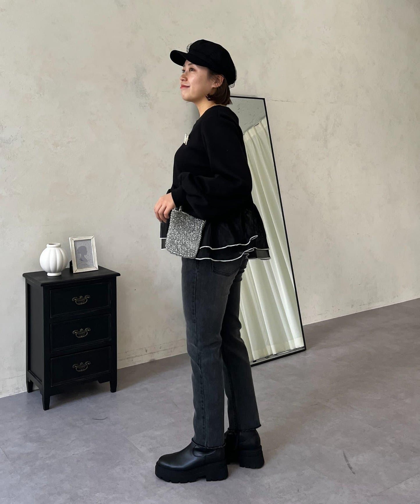 【MOMO】內層微絨彈力錐形牛仔褲