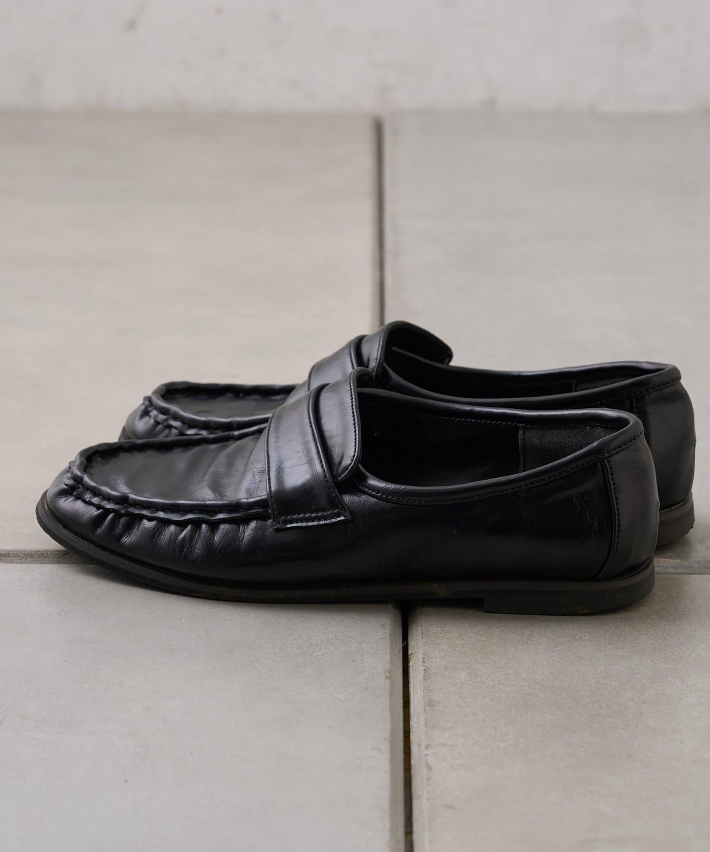 褶皺設計拼接材質平底樂福鞋