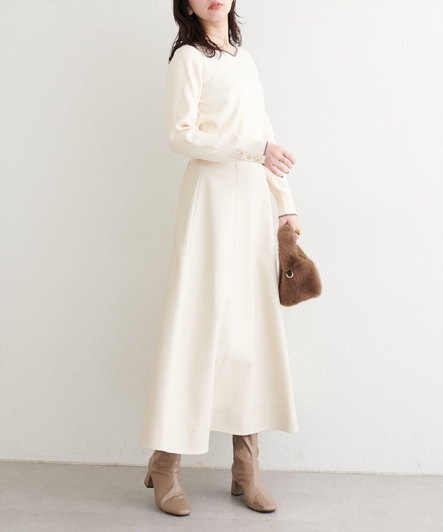 愛心領拼色針織套頭衫