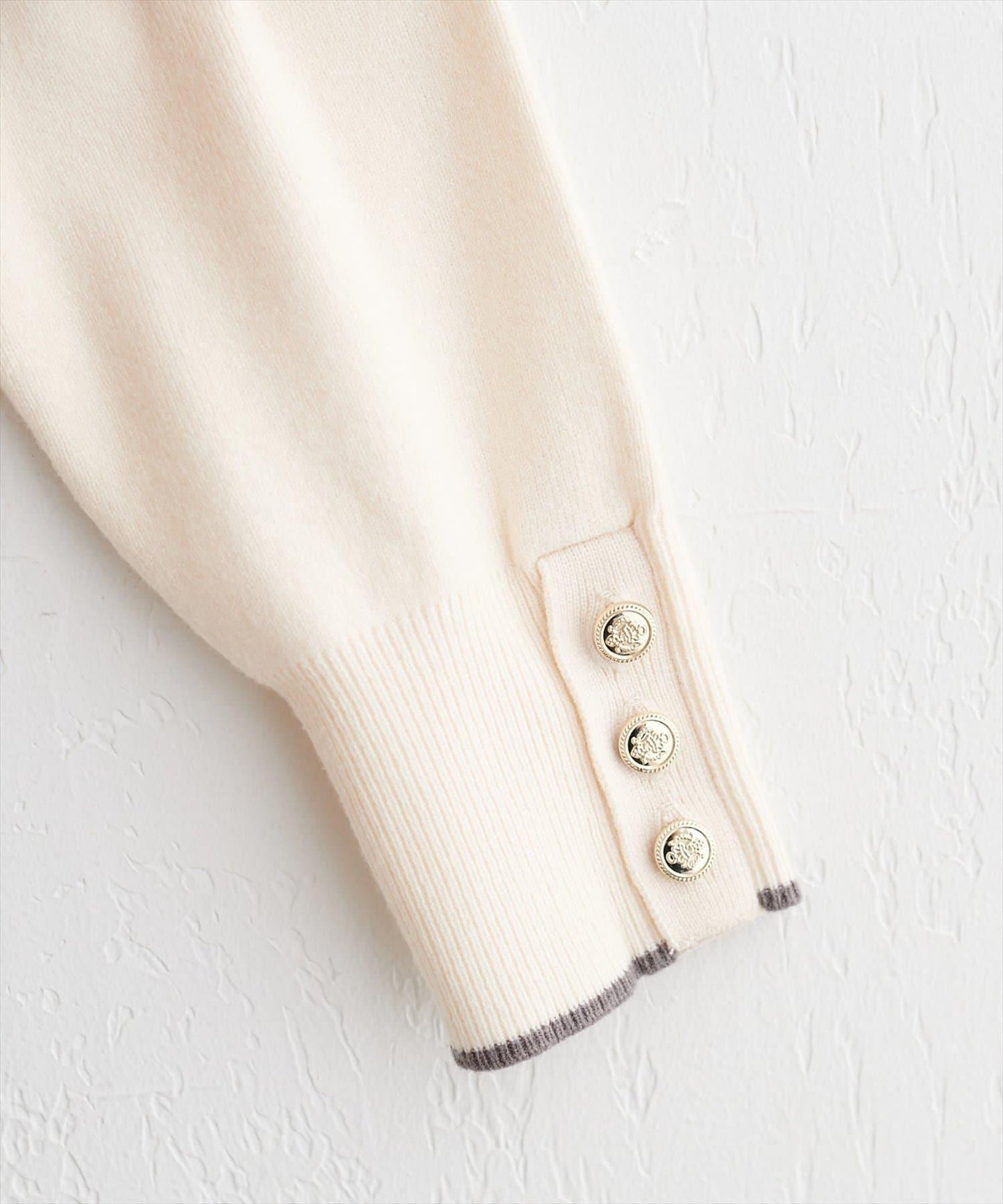 愛心領拼色針織套頭衫