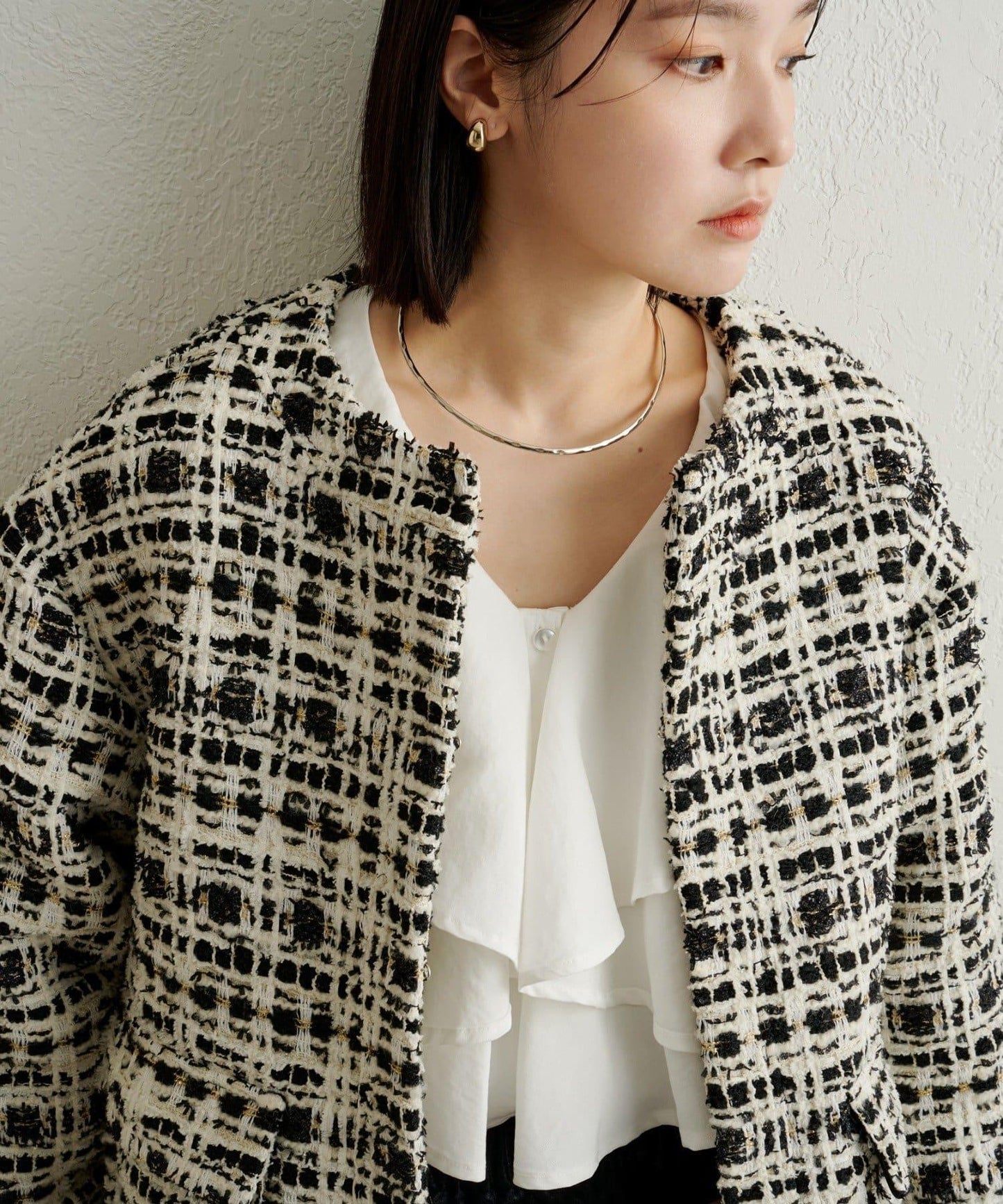 可搭配套裝穿著無領花呢夾克