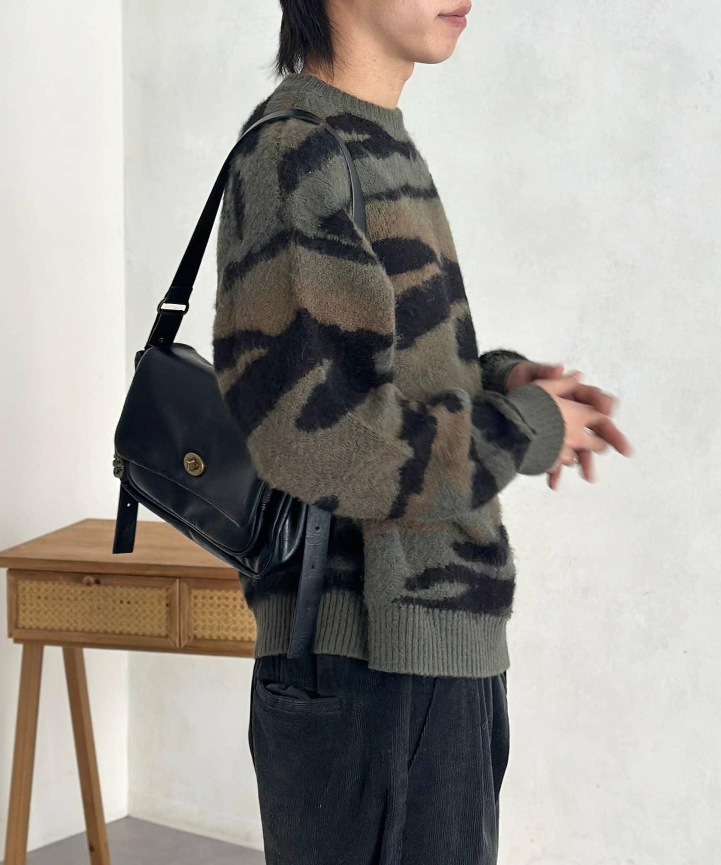 仿馬海毛全印花針織套頭衫