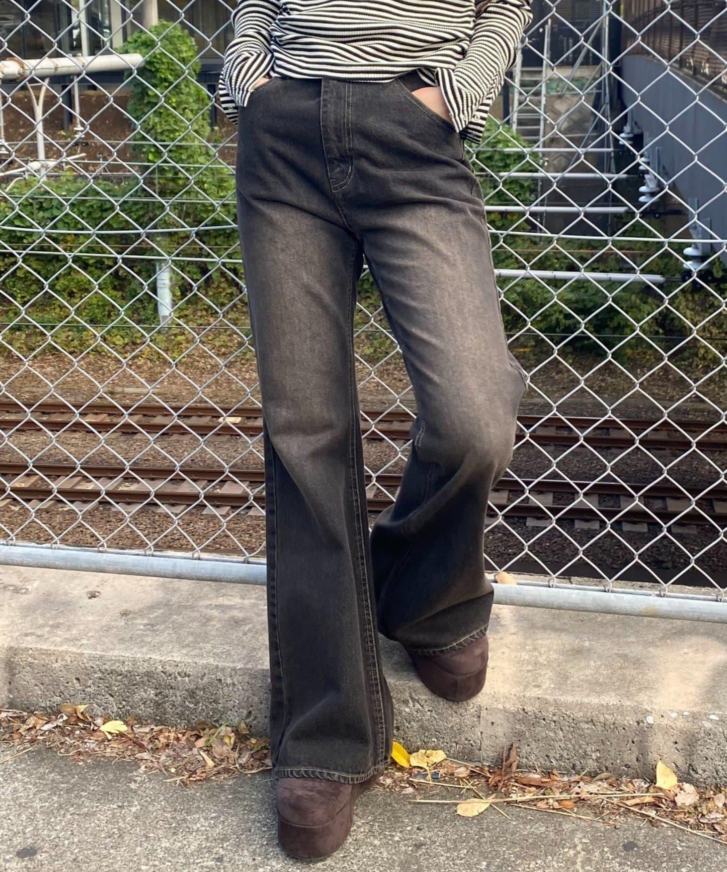 【可調節腰圍/兩種尺碼】喇叭牛仔褲