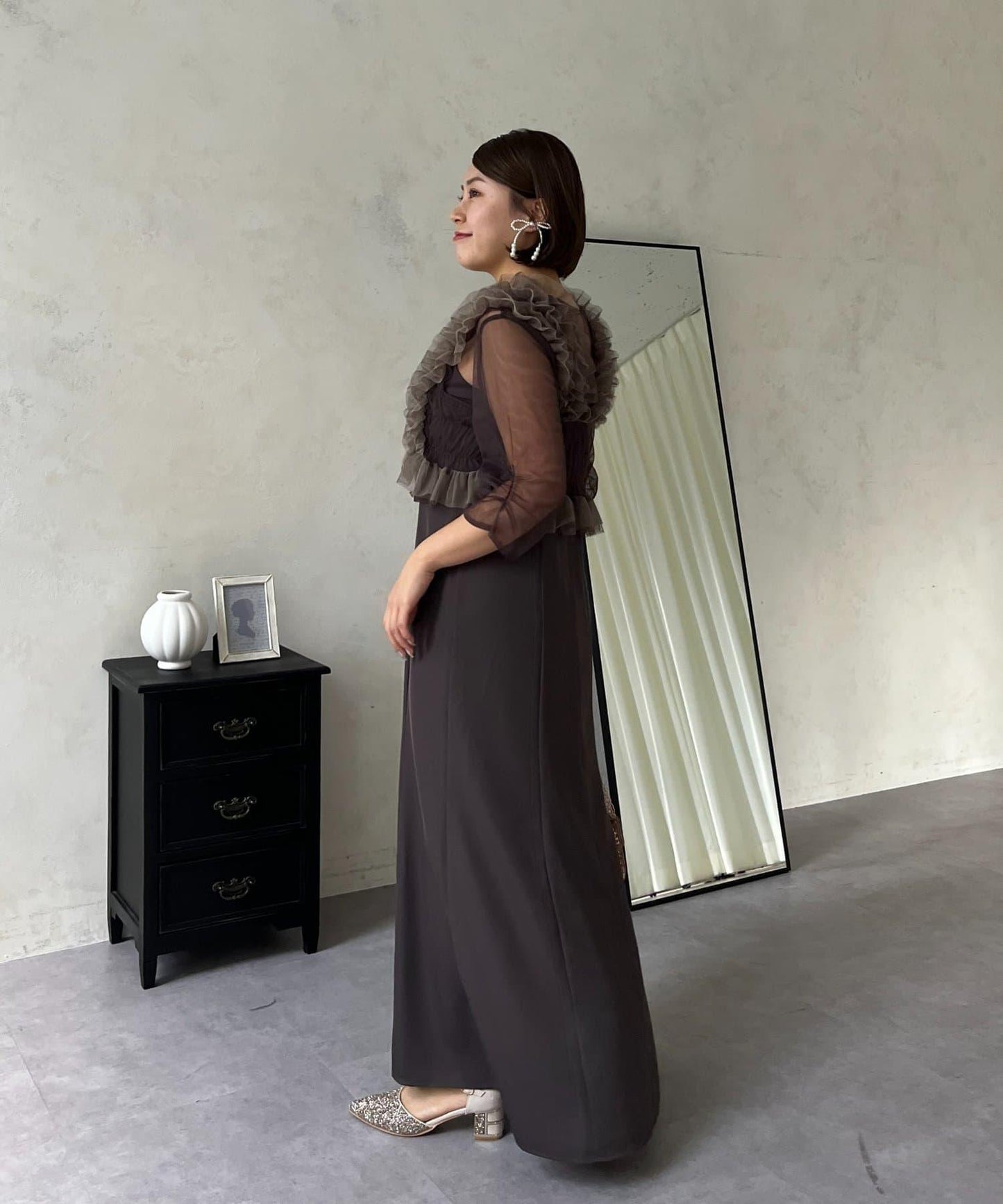 【MOMO】透視荷葉邊吊帶疊穿連衣裙