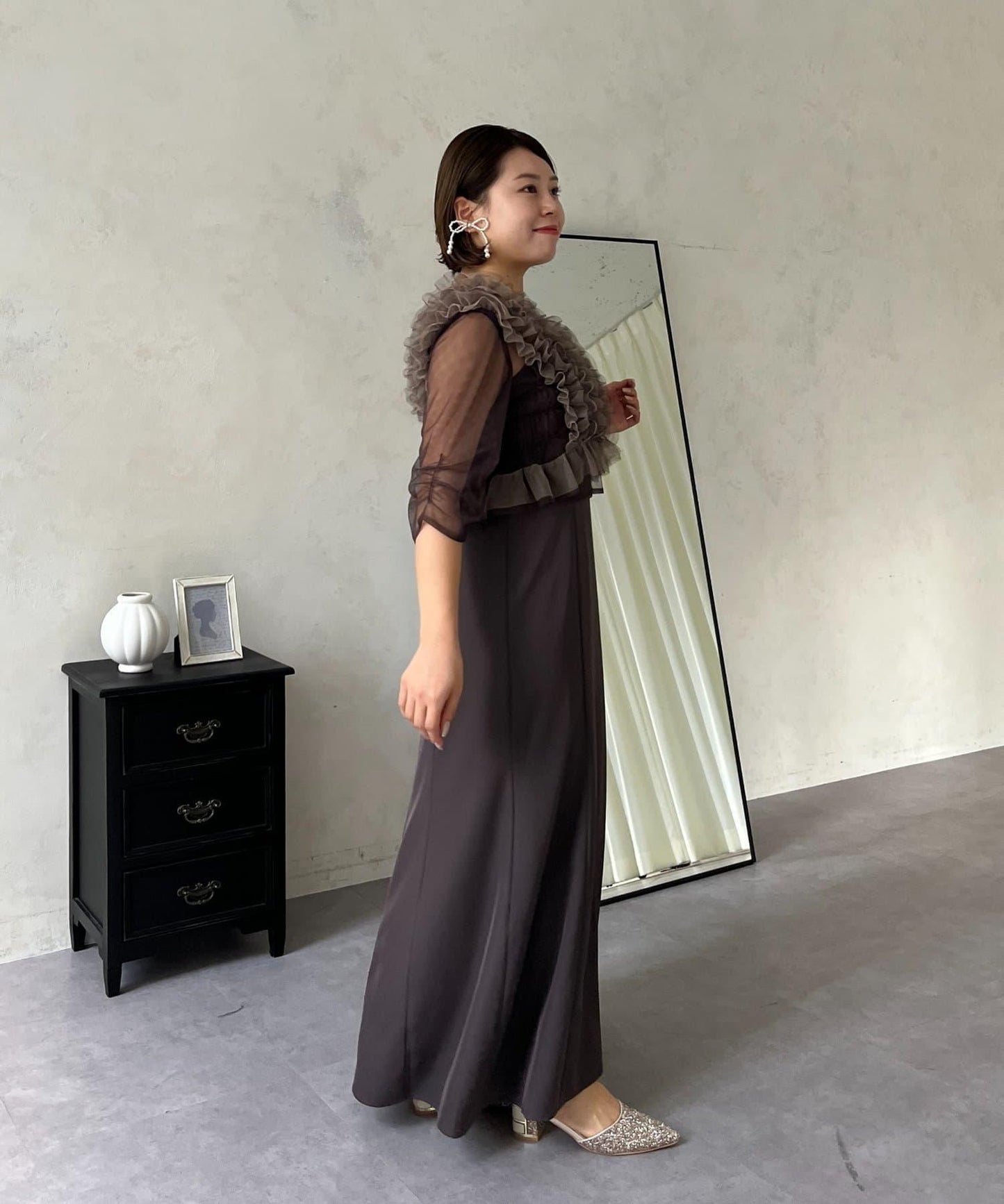 【MOMO】透視荷葉邊吊帶疊穿連衣裙