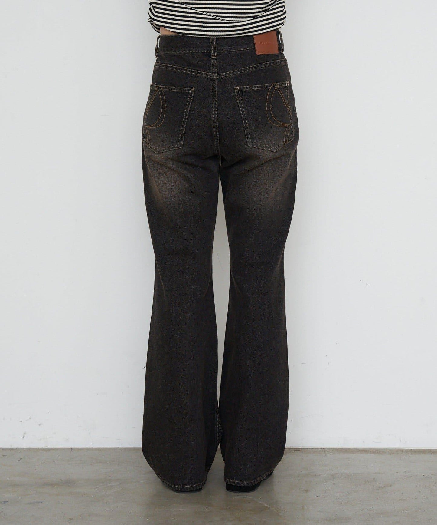 【可調節腰圍/兩種尺碼】喇叭牛仔褲