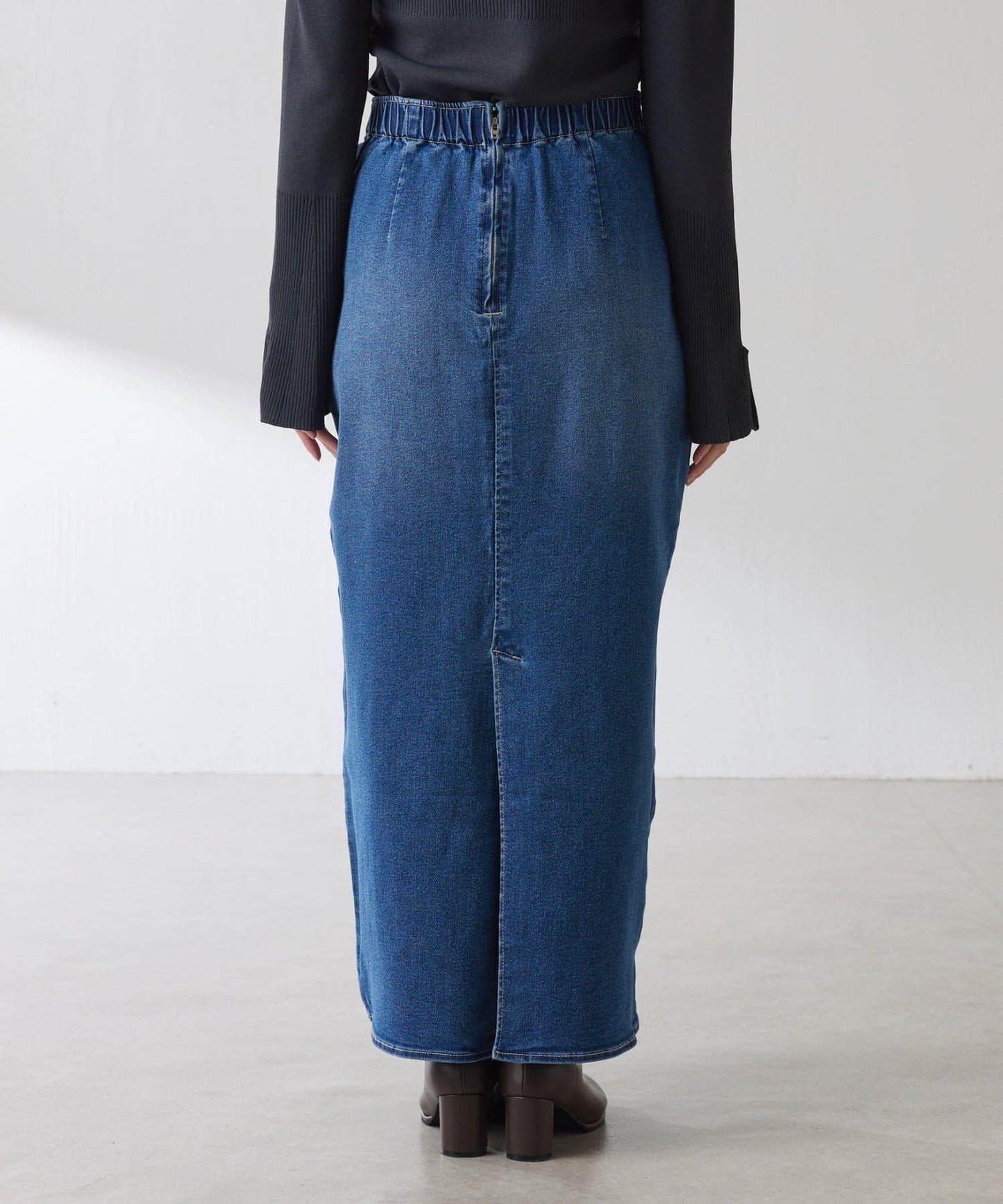 【彈力面料◎】Q.anos 修身牛仔半身裙