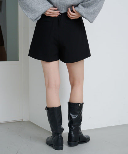 【2尺碼可選】褶皺短褲