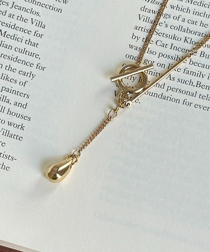 金屬釦環造型設計項鍊