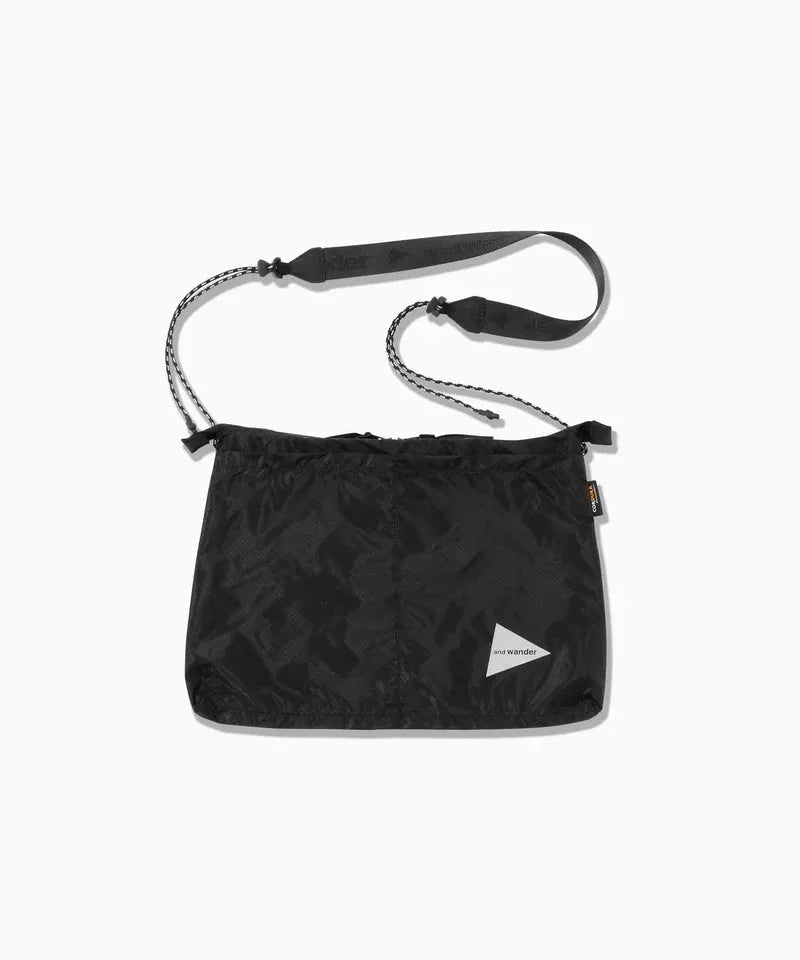 and wander sil 單肩小包