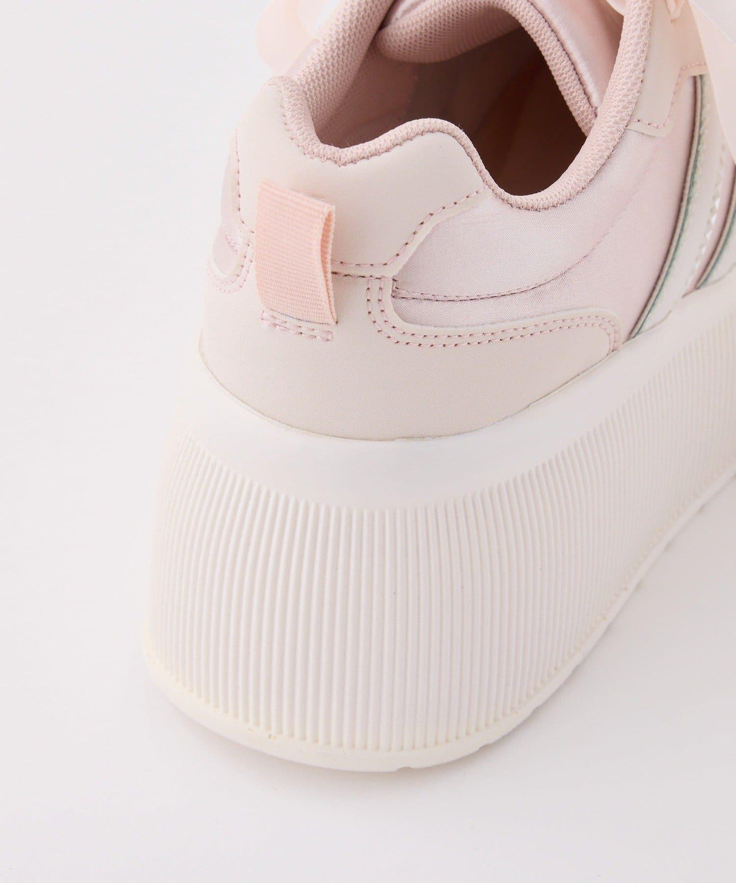 蝴蝶結緞面休閒鞋