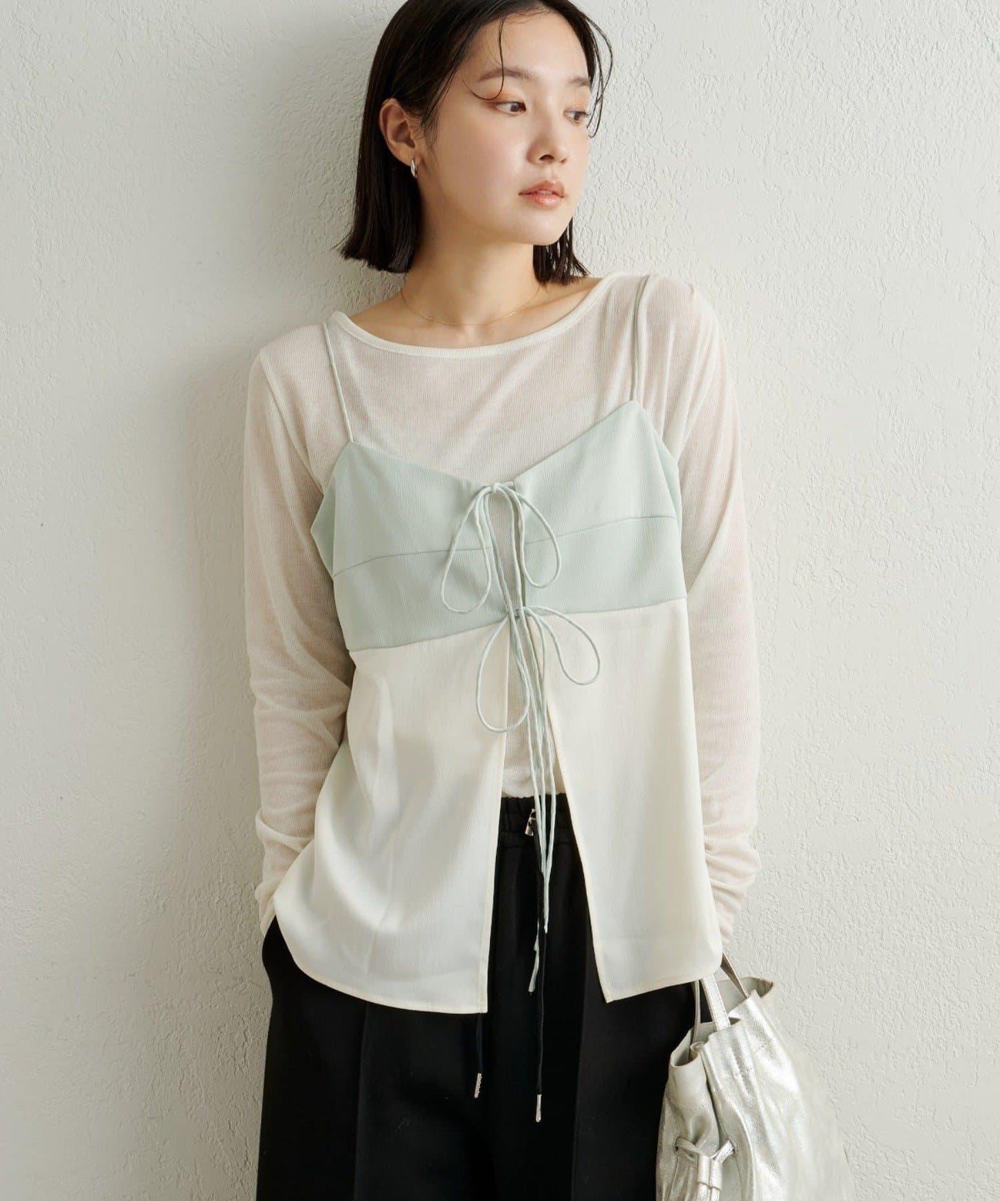 緞面蝴蝶結吊帶背心