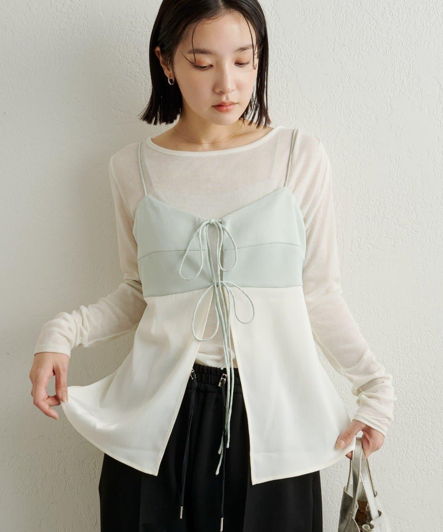 緞面蝴蝶結吊帶背心